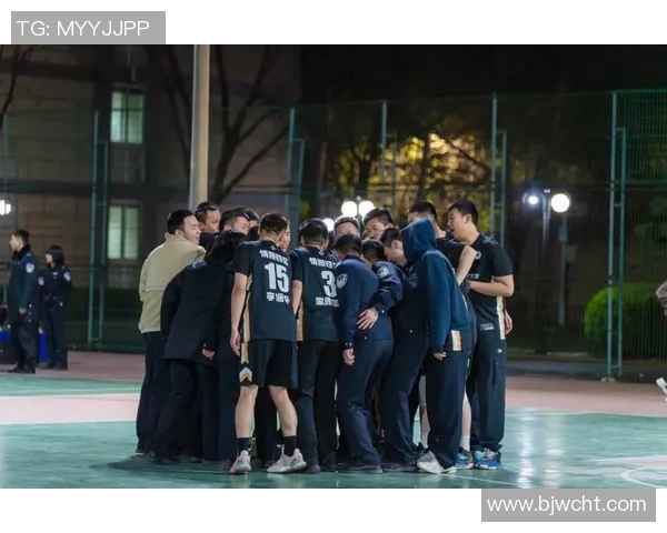 赛后分析：上海篮球队与北京篮球队的团队协作表现及其影响因素探讨